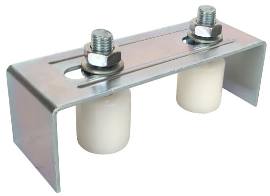 Double parenthèse de guide de porte de glissement de rouleaux L universel 64mm réglables résistants de courrier d'arrière
