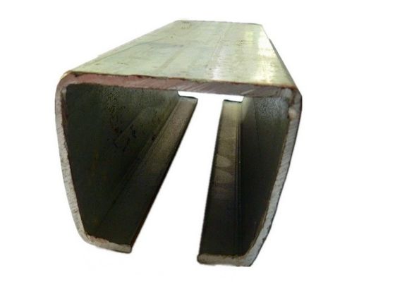 profil blanc de voie de plancher de porte de glissement du zinc 70x59