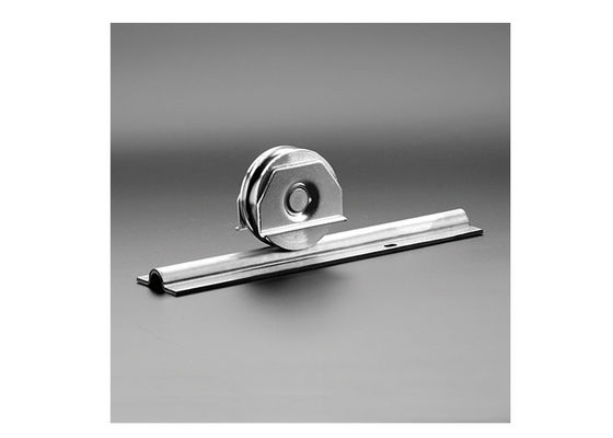 Voies et rouleaux résistants de porte de glissement d'oscillation 2.9m