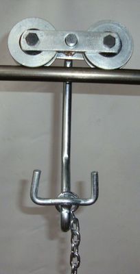 Surface galvanisée de rouleau de chariot à ferme de banane du fer 235