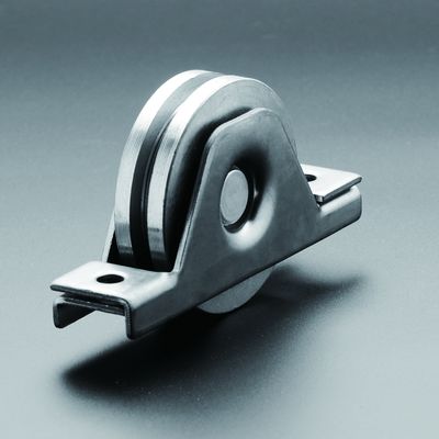 Double roue de porte de glissement de cannelure des incidences V avec le boulon